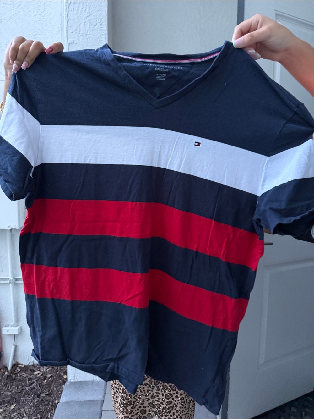 Tommy Hilfiger Men’s V‑Neck Striped Tee - Navy/White/Red